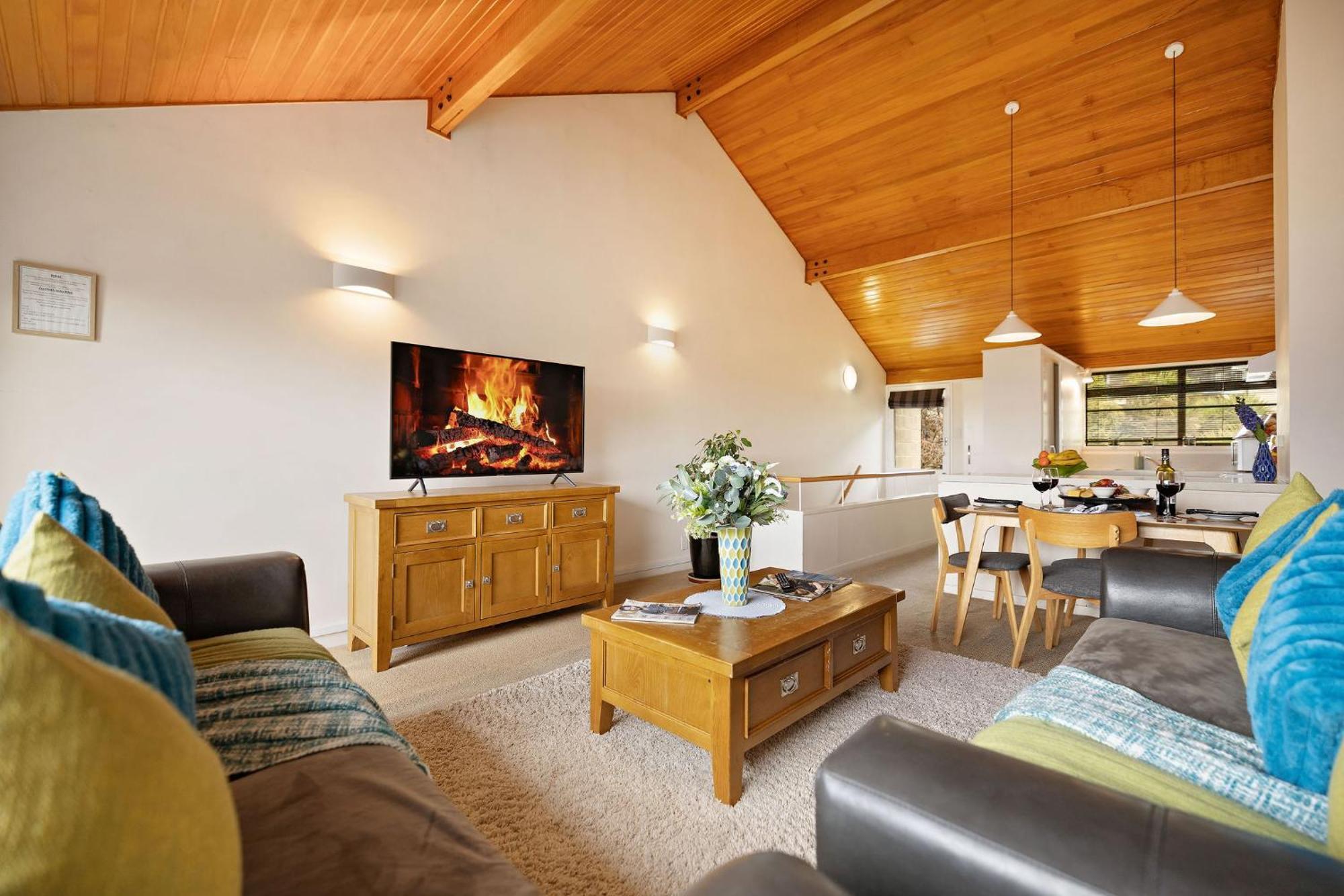 Distinctive Alpine Meadows Apartment *