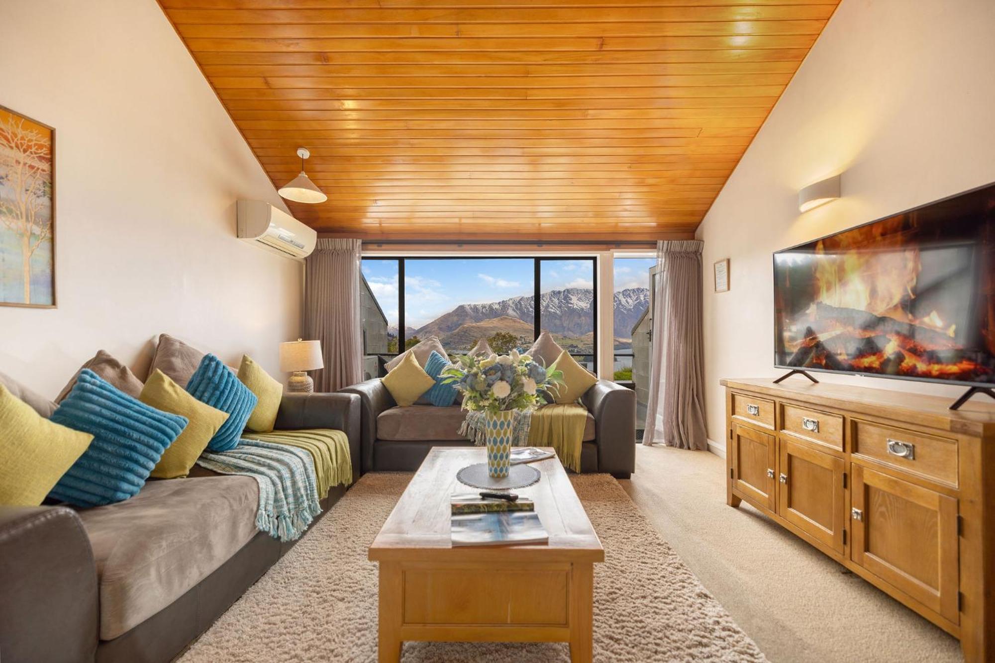Distinctive Alpine Meadows *